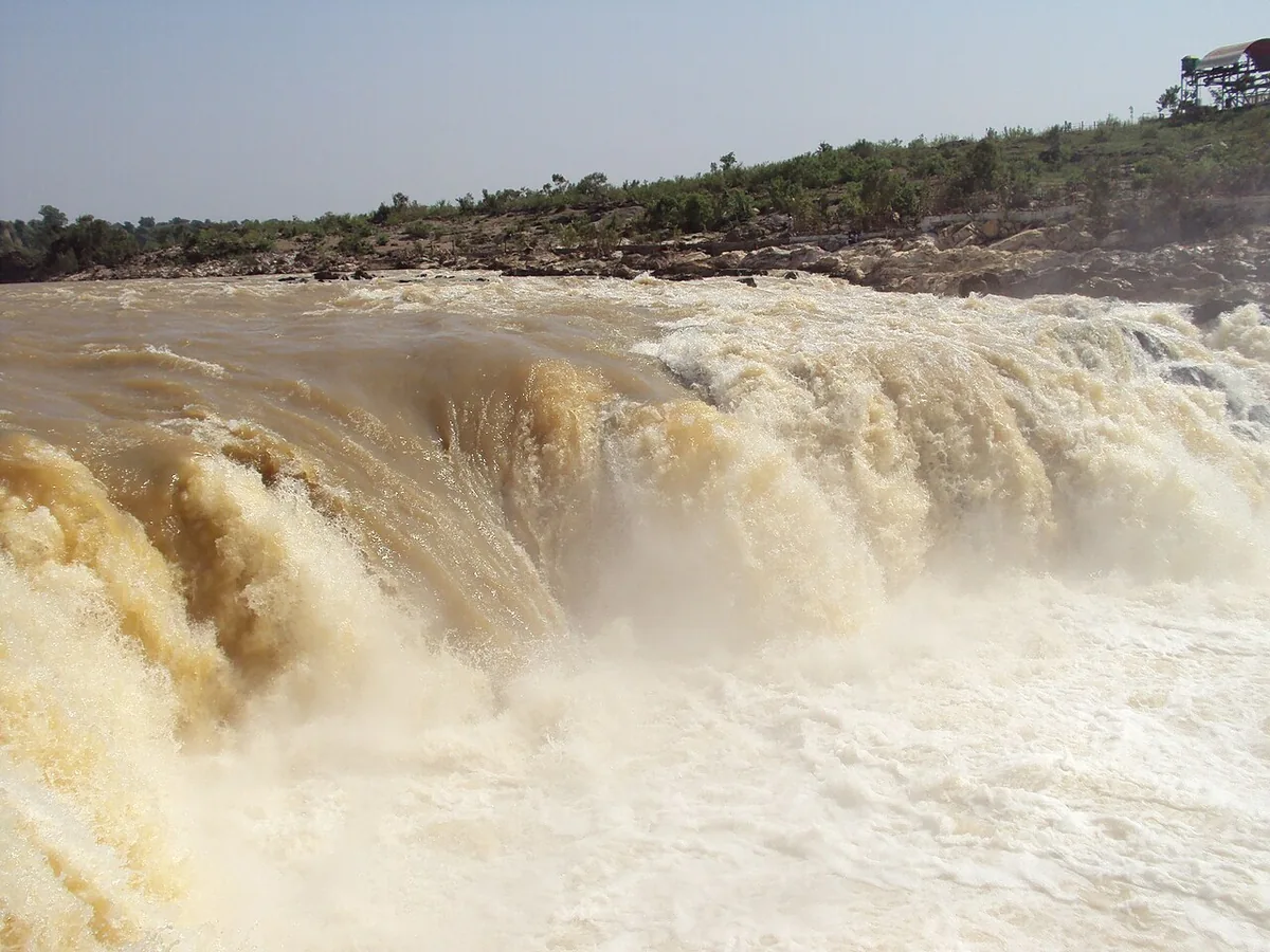 Dhuandhar Falls at Bhedaghat near Jabalpur